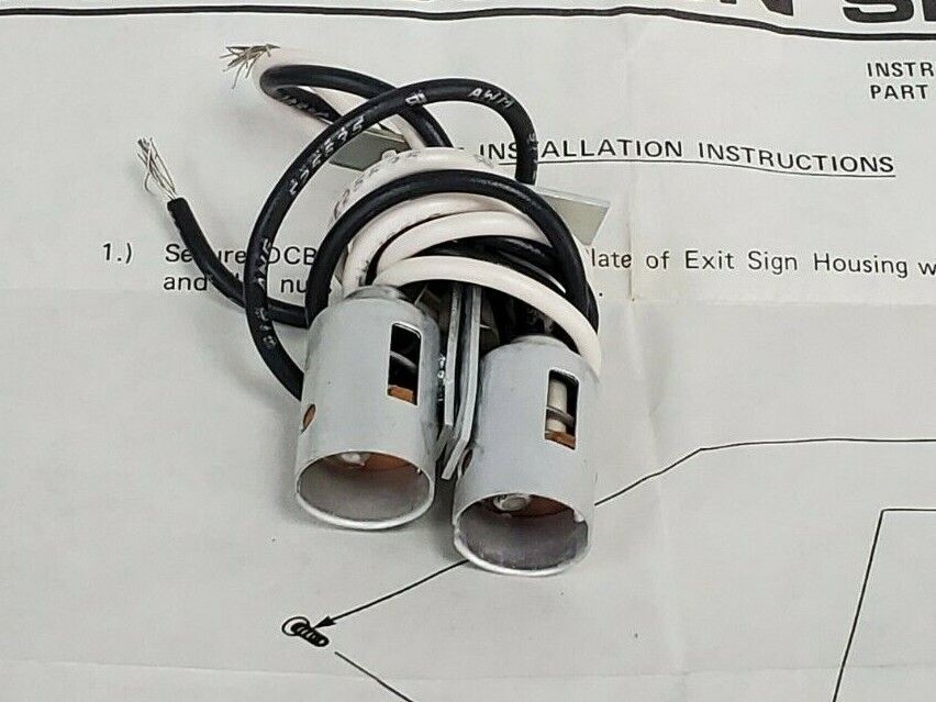 LOT OF 2 NEW PRESCOLITE TM FIXTURE FITTINGS WITH INCOMPLETE DCB SOCKET KIT