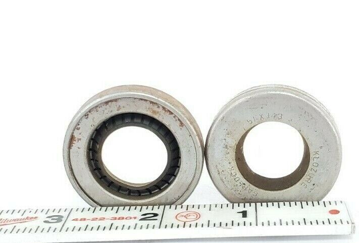 LOT OF 2 LAPP W-35186 CAUSTIC PUMP OIL SEALS W35186