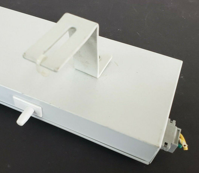 HOFFMAN ALF16D24R FLUORESCENT LIGHT FIXTURE, 120VAC, 60HZ, 0.35A