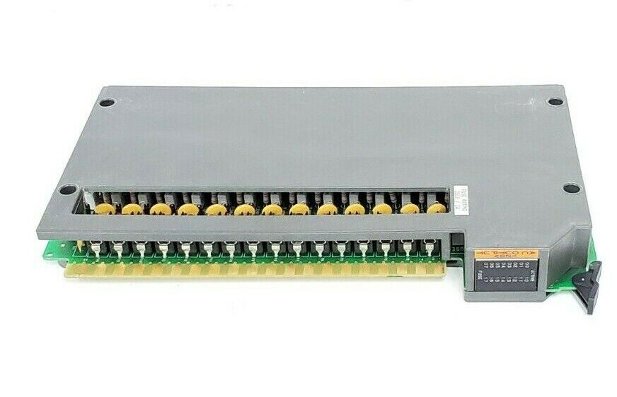 ALLEN-BRADLEY 1771-OD16 SER. B ISOLATED 120V AC OUPUT MODULE 1771-OD16/B REV D02