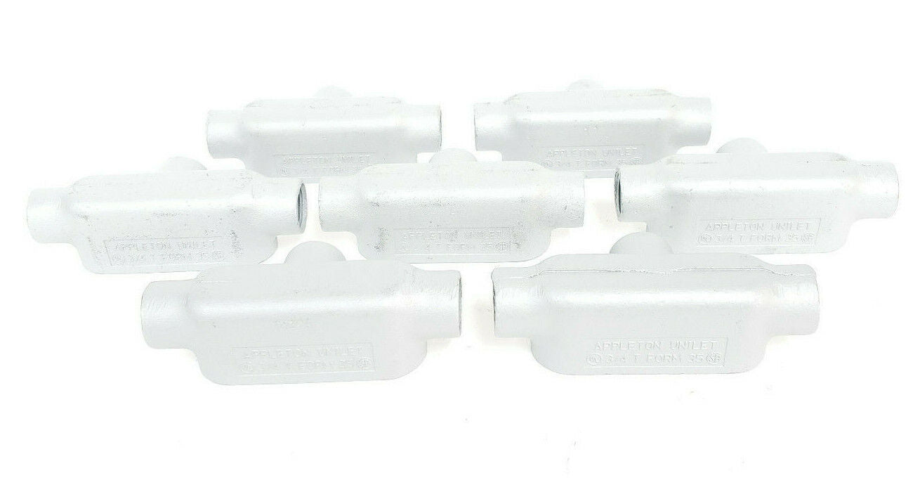 LOT OF 7 NEW APPLETON 3/4 T FORM 35 CONDUIT OUTLET BODIES