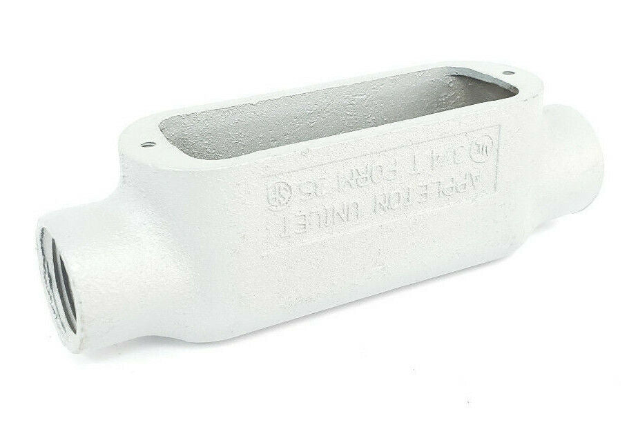 LOT OF 7 NEW APPLETON 3/4 T FORM 35 CONDUIT OUTLET BODIES