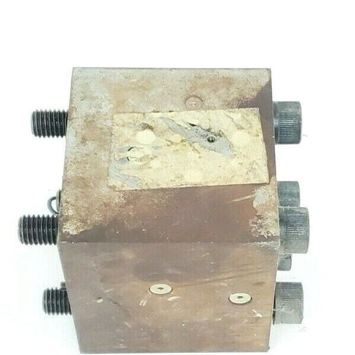 THE OILGEAR COMPANY G09-12NNNN HYDARULIC VALVE VU-A1 L722809-321 F12491