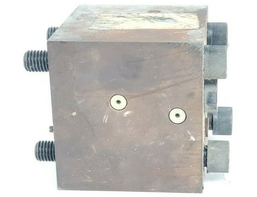 THE OILGEAR COMPANY G09-12NNNN HYDARULIC VALVE VU-A1 L722809-321 F12491