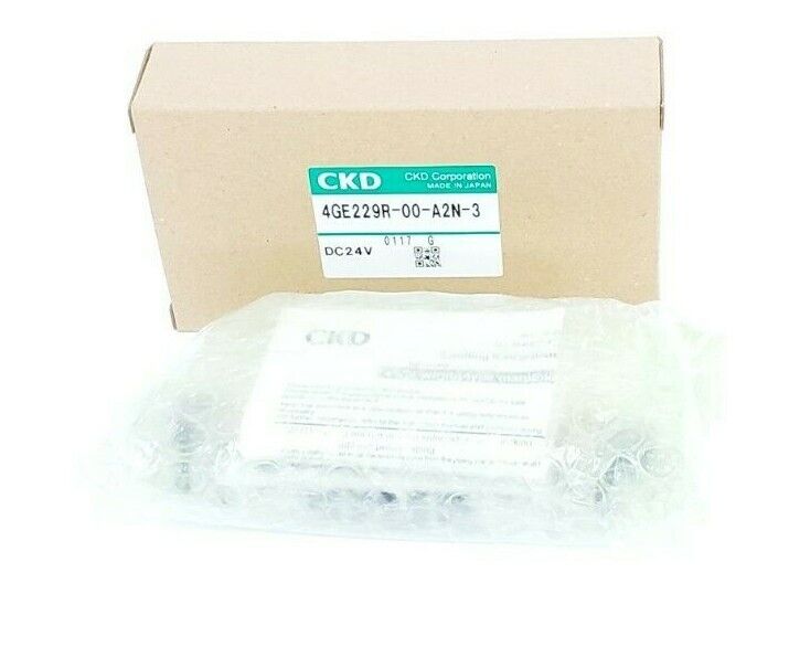 NIB CKD 4GE229R-00-A2N-3 SOLENOID VALVE 4GE229R00A2N, DC24V