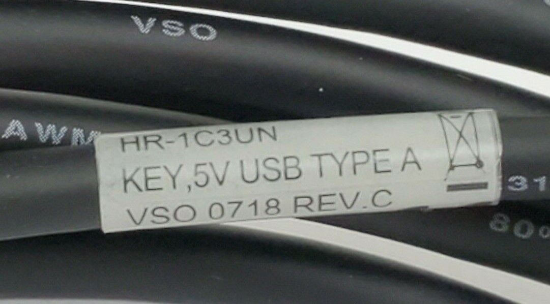 NIB KEYENCE HR-1C3UN COMMUNICATION CABLE REV. C HR1C3UN