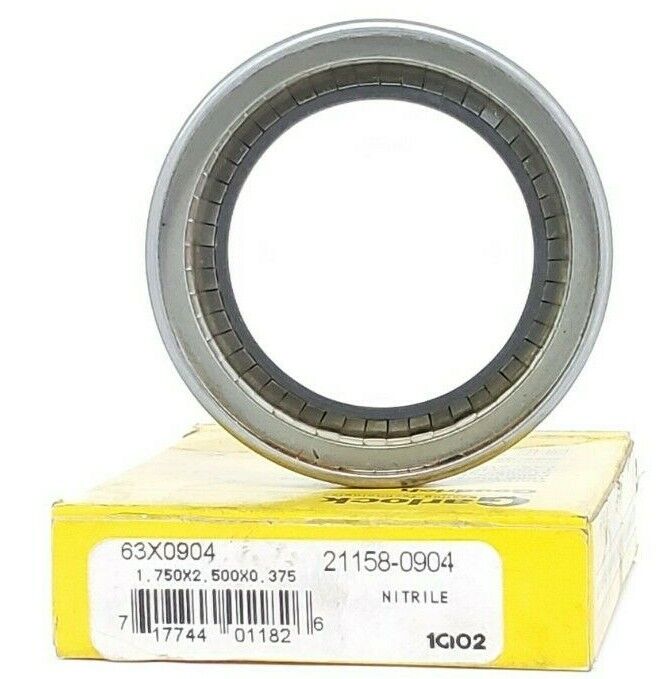 NIB GARLOCK 21158-0904 OIL SEAL 1.75 X 2.5 X 0.375 INCH NITRILE