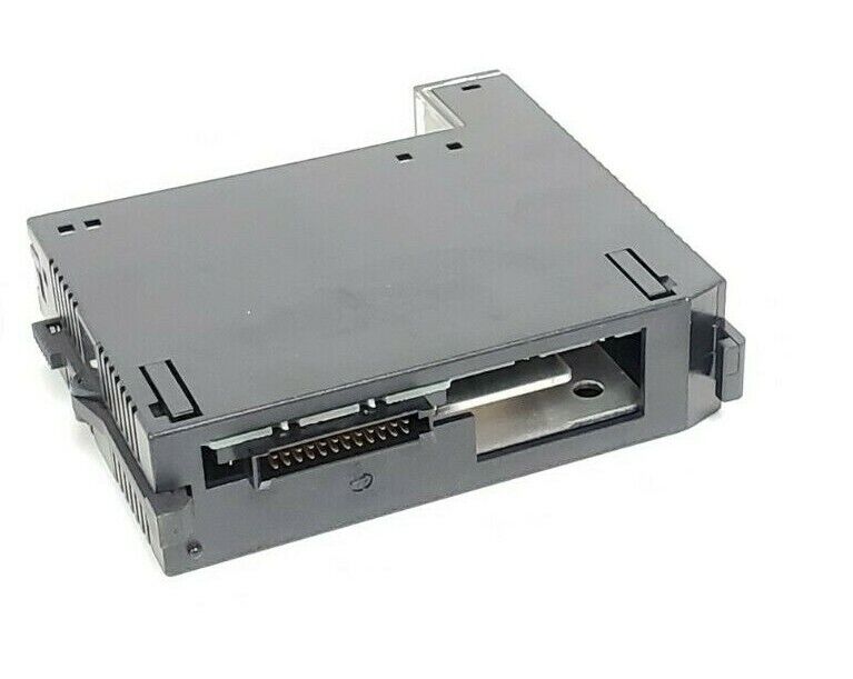 GE FANUC IC693MDL330D OUTPUT MODULE 120/240VAC,1A, 8 PT, IC693MDL330