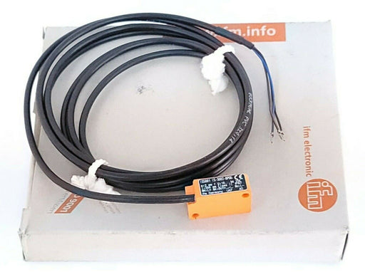 NIB IFM EFECTOR IS5001 PROXIMITY SWITCH IS-3002-BPOG 2MM RANGE 10-36VDC 2M