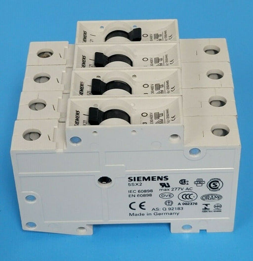 LOT OF 4 SIEMENS 5SX21C3 CIRCUIT BREAKERS 5SX2 230/400V