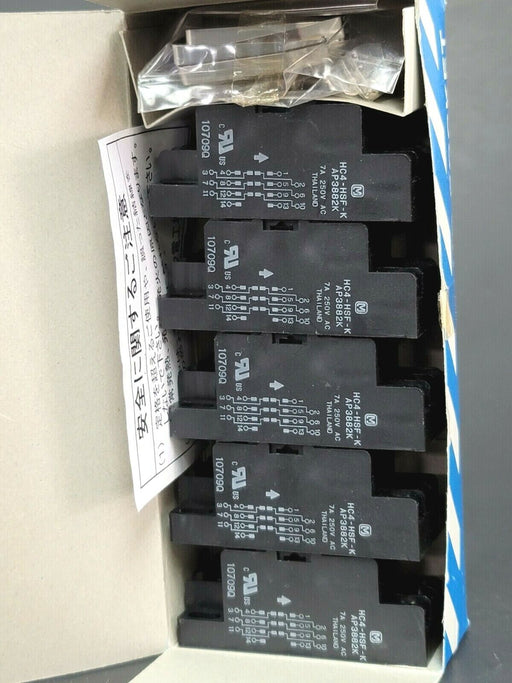 BOX OF 5 NEW PANASONIC HC4-HSF-K HC-SOCKETS 7A 250V AC AP3882K