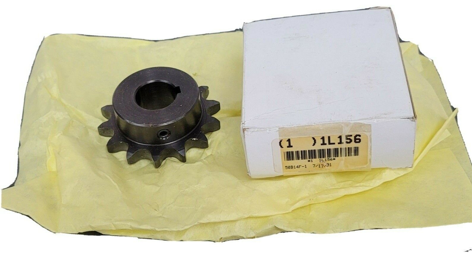 NIB TSUBAKI 50B14F-1 ROLLER CHAIN SPROCKET 50B14F1