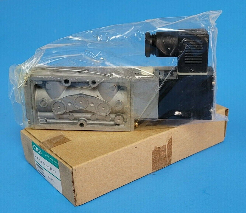 NIB CKD 4F310-08-F SOLENOID VALVE AC200V 4F31008F, 4F310-F, 0.1-1.0 MPa