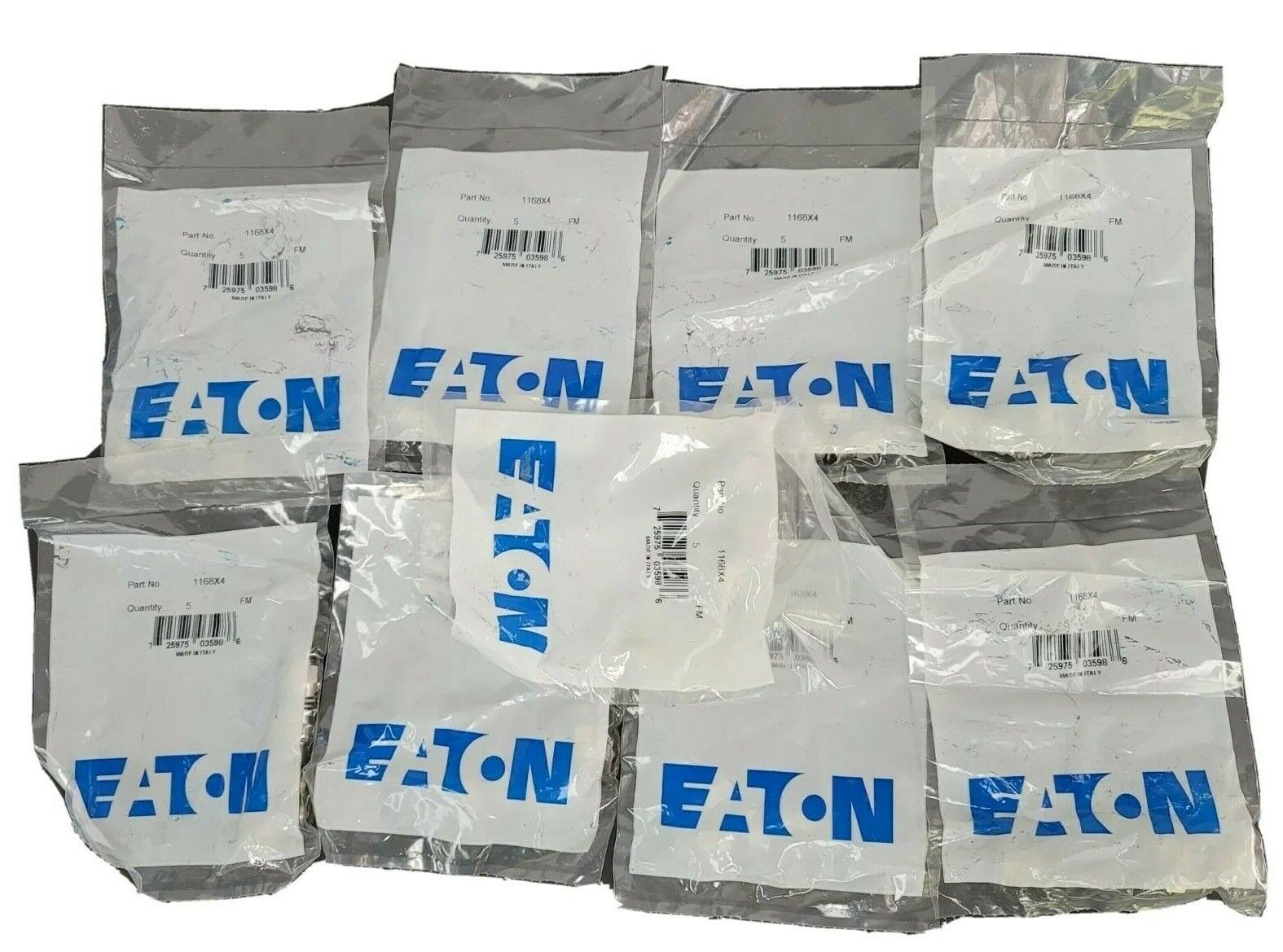 LOT OF 45 NEW EATON 1168X4 MALE CONNECTORS 1/4'' TUBE O.D. X 1/8 MALE PIPE