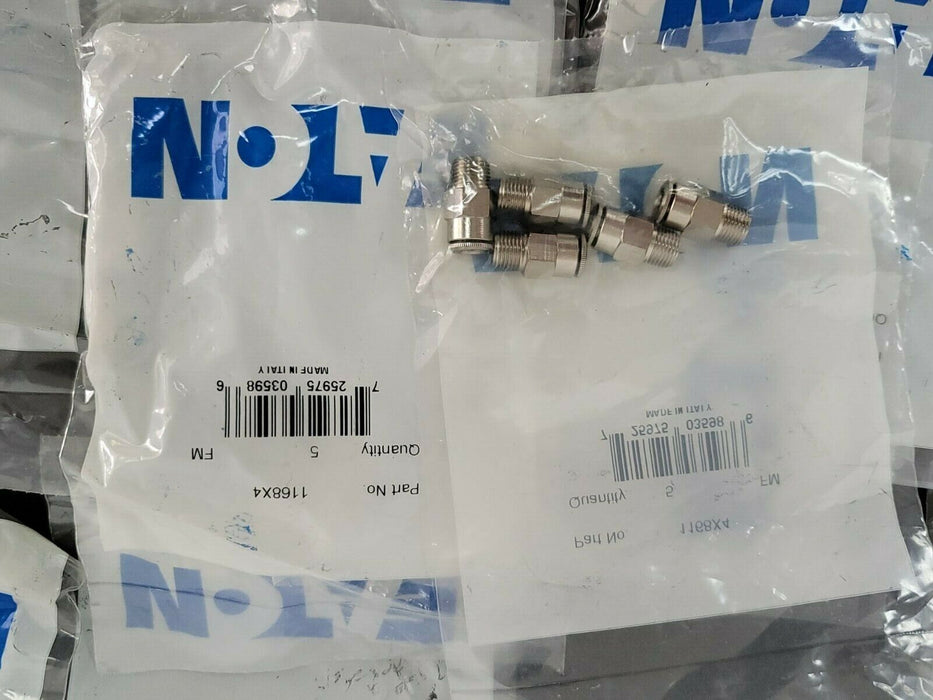 LOT OF 45 NEW EATON 1168X4 MALE CONNECTORS 1/4'' TUBE O.D. X 1/8 MALE PIPE