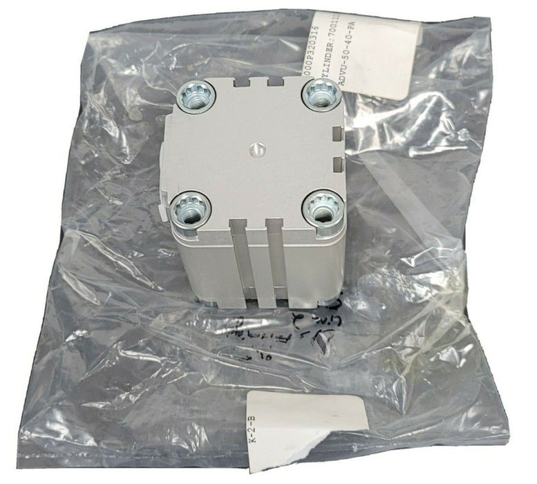 NEW FESTO ADVU-50-40-P-A COMPACT CYLINDER 156555 PMAX. 10 BAR