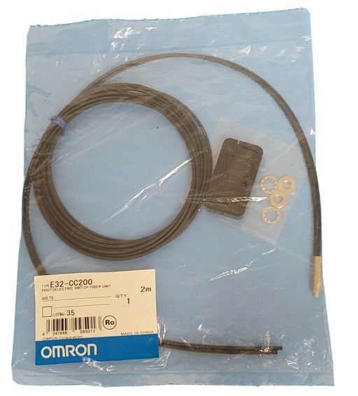 NEW OMRON E32-CC200 PHOTOELECTRIC SWITCH FIBER UNIT E32CC200, 2M