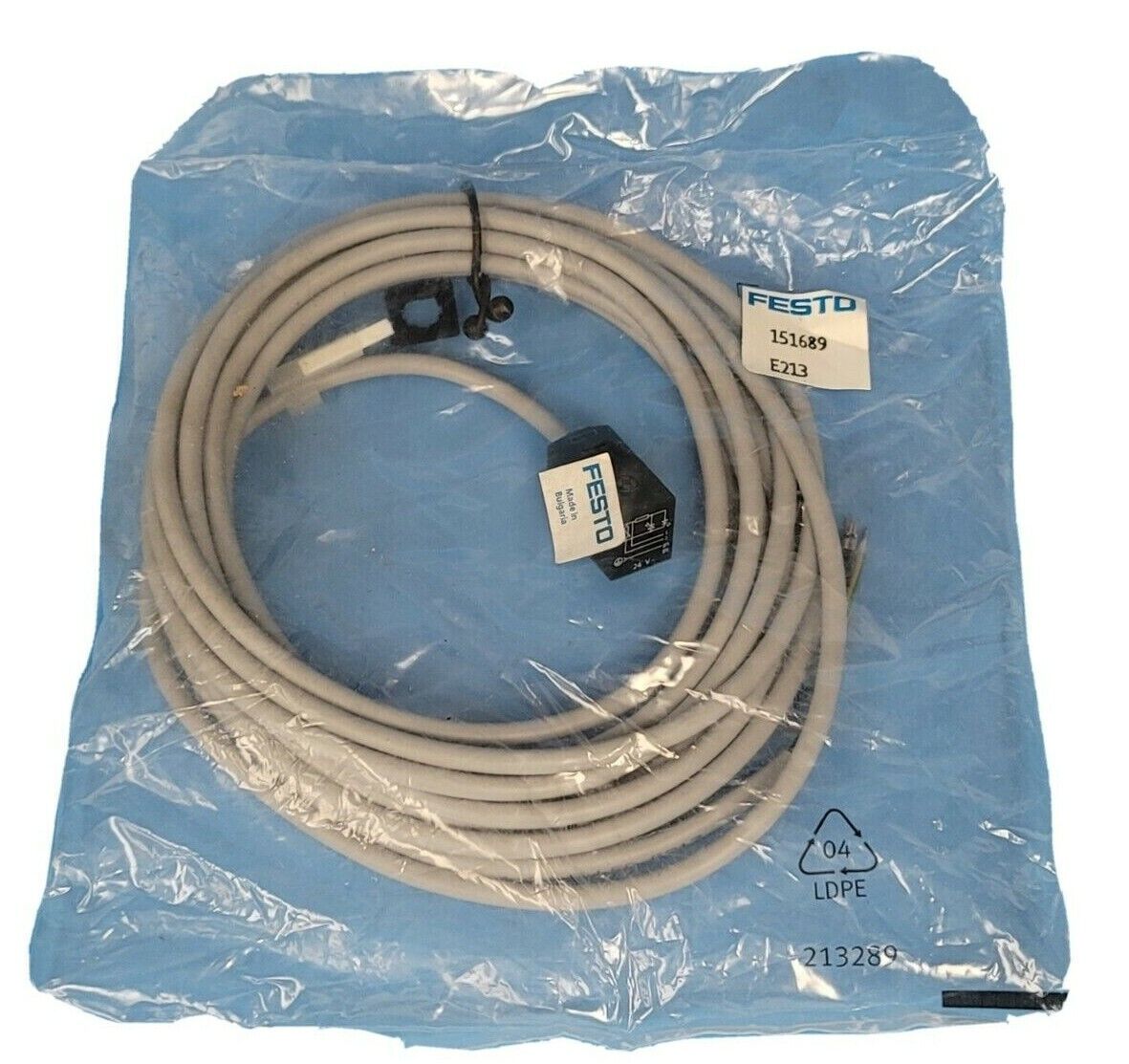 NEW FESTO KMEB-1-24-5-LED CABLE WITH SOLENOID 3 PIN PLUG SOCKET 151689