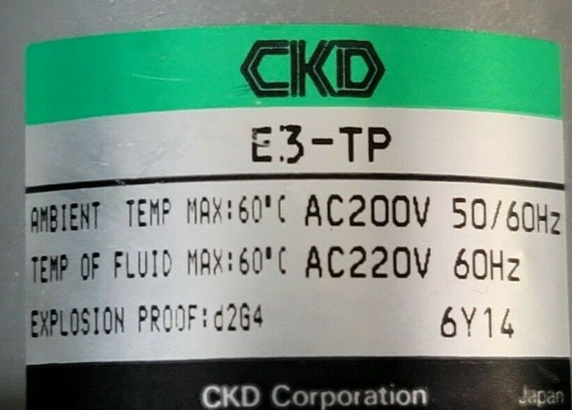 NIB CKD 4F320E-10-TP SOLENOID VALVE 4F320E10TP VOLTS: AC200V