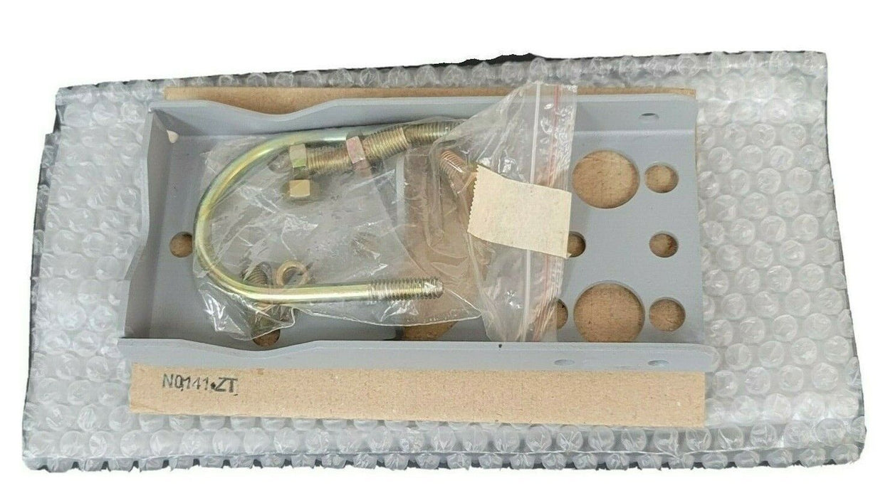 NEW INVENSYS FOXBORO N0141-ZT MOUNTING BRACKET SET. 4 SCREWS 2 NUTS U BAR