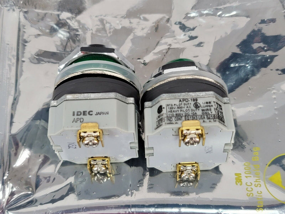 LOT OF 2 IDEC APD199DN-G-120V DOME PILOT LIGHTS 10A 120VAC 30MM GREEN