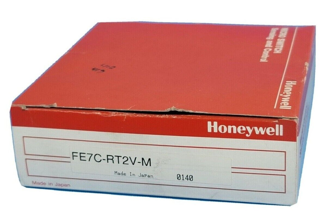 NIB HONEYWELL FE7C-RT2V-M PHOTOELECTRIC SENSOR FE7CRT2VM, 85-250 VOLTS AC