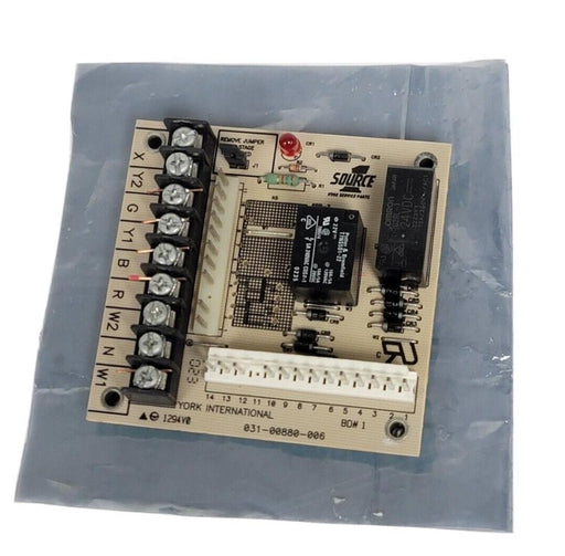 JOHNSON CONTROLS YORK S1-031-00880-001 ELECTRIC CIRCUIT CONTROL BOARD
