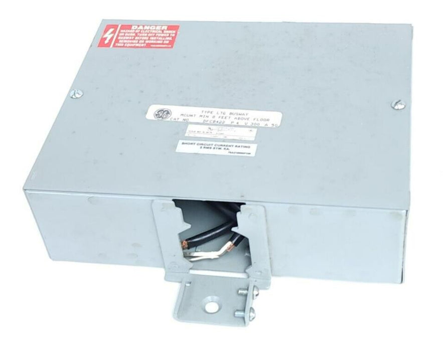 NEW GENERAL ELECTRIC DFCB422 FEED-IN BOX 50A 300V 4P CENTER TYPE