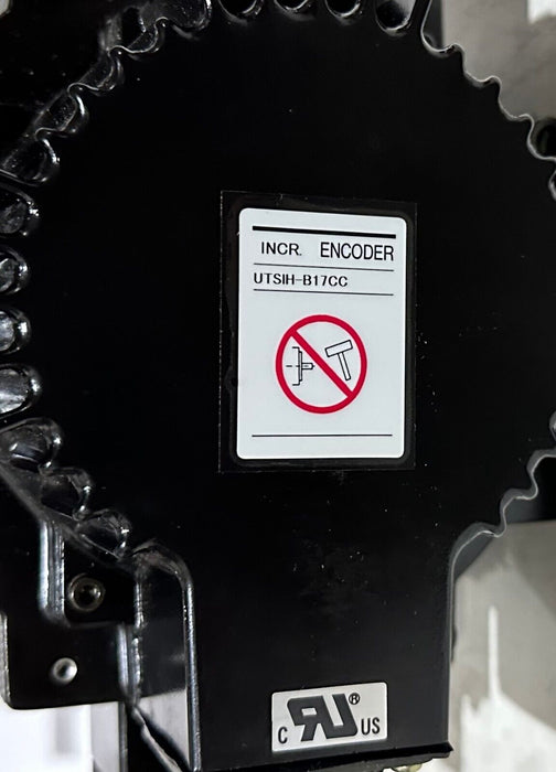 NEW YASKAWA SGMGH-06ACB2S / SGMGH06ACB2S AC SERVO MOTOR 5.68Nm 5.7A UTSIH-B17CC