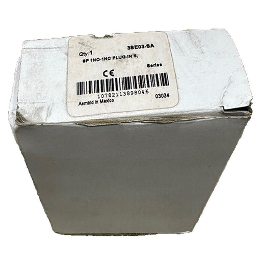 NEW SIEMENS 3SE03-SA / 3SE03SA LIMIT SWITCH PLUG-IN MODULE