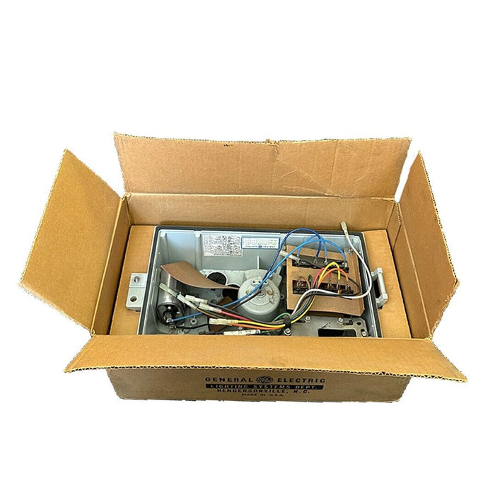 NEW GENERAL ELECTRIC H2017C FILTR-GARD LUMINAIRE BALLAST 175W MULTI-VOLT