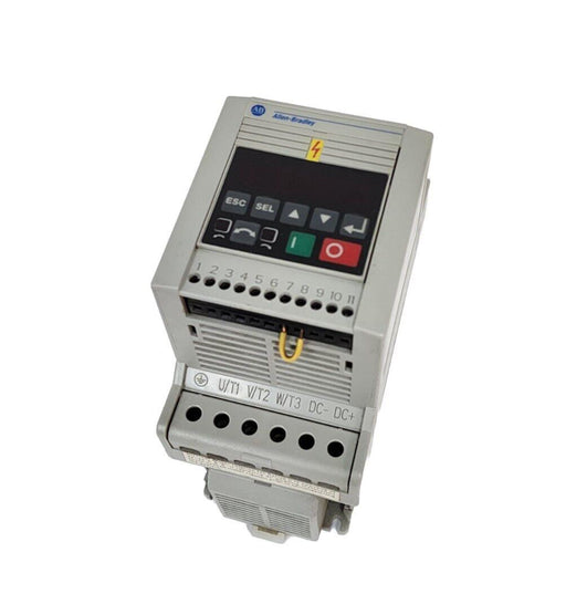 ALLEN BRADLEY 160-BA06NSF1 SER. C VARIABLE SPEED DRIVE FRN: 7.06