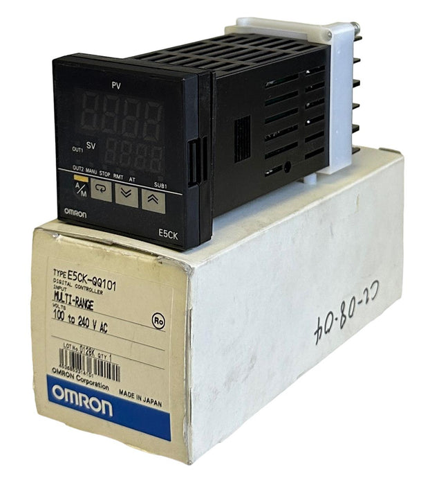 NEW OMRON E5CK-QQ101 / E5CKQQ101 DIGITAL CONTROLLER E5CK MULTI-RANGE 100-240VAC