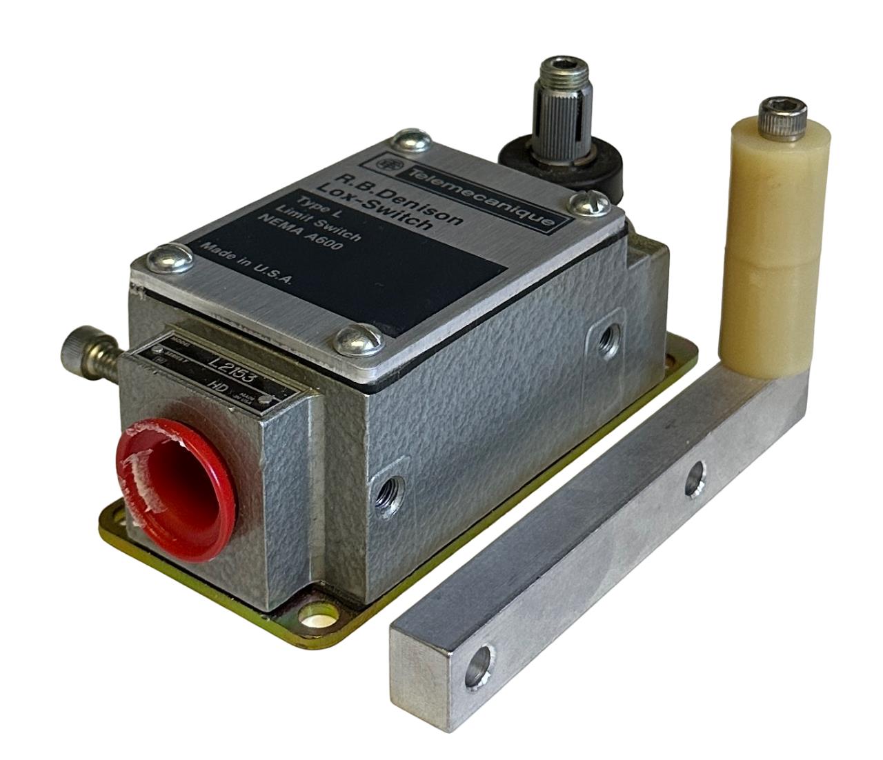 NEW TELEMECANIQUE L2153 SERIES F Type L LIMIT SWITCH R.B.Denison Lox-Switch HD