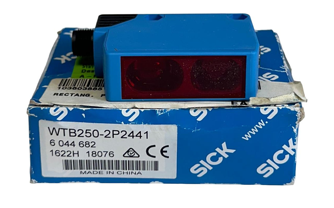 NEW SICK WTB250-2P2441 / 6044682 PHOTOELECTRIC PROXIMITY SENSOR 10-30VDC NSMP