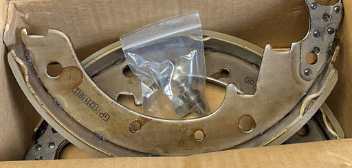 YALE PREMIER 800137782 / YT800137782 OEM BRAKE SHOE SET (2) FOR FORKLIFT NSMP