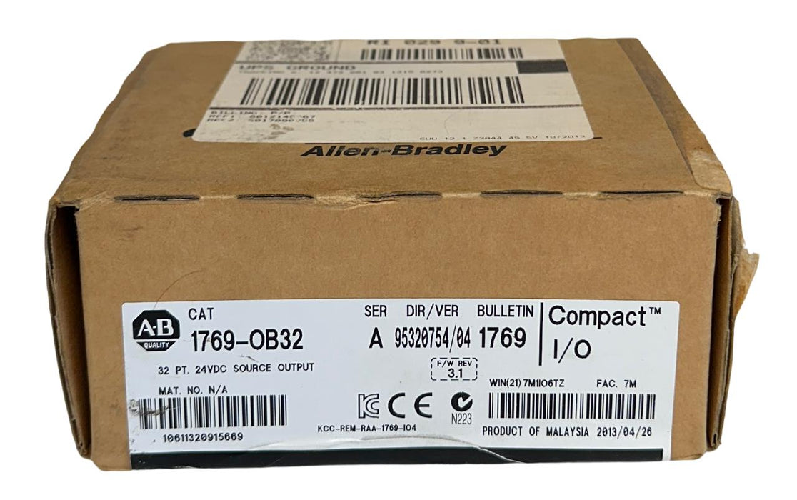 ALLEN BRADLEY 1769-OB32 /A CompactLogix 32-PT SOURCE OUTPUT MODULE 1769OB32 NSMP