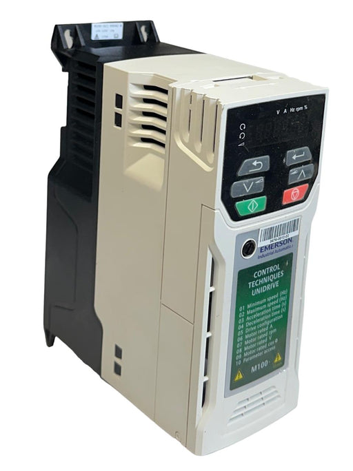 EMERSON CONTROL TECHNIQUES M100-021 00042 A / M100 UNIDRIVE 1HP 100-120V IN USNP