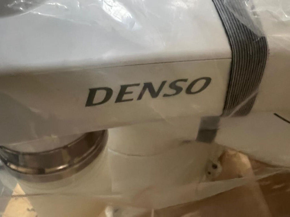 NEW DENSO WAVE HSR048A1-N17-W5N HIGH SPEED 4-AXIS ROBOT W/RC8A 8-AXIS CONTROLLER