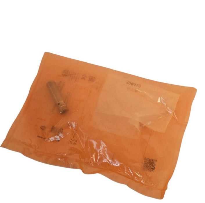 NEW IFM IFB3004BBPKG/M/V4A/US-104-DPS IFB3004BBPKG/M/V4A/US-104-DPS IFT203