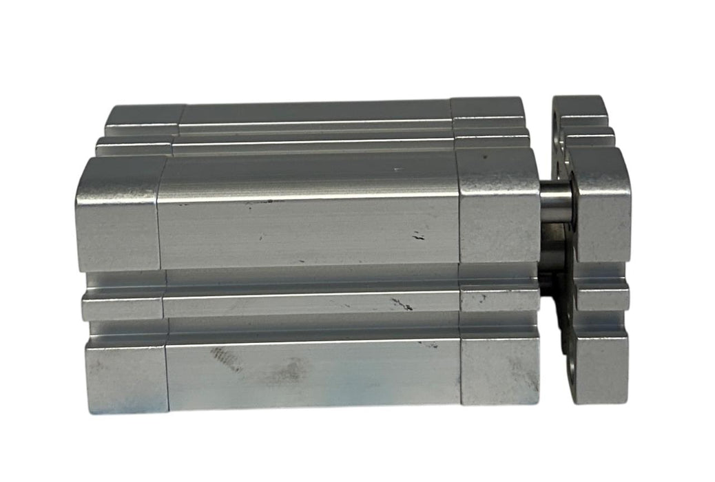 FESTO ADNGF-32-40-P-A / 554244 PNEUMATIC COMPACT CYLINDER 40mm STROKE USNP