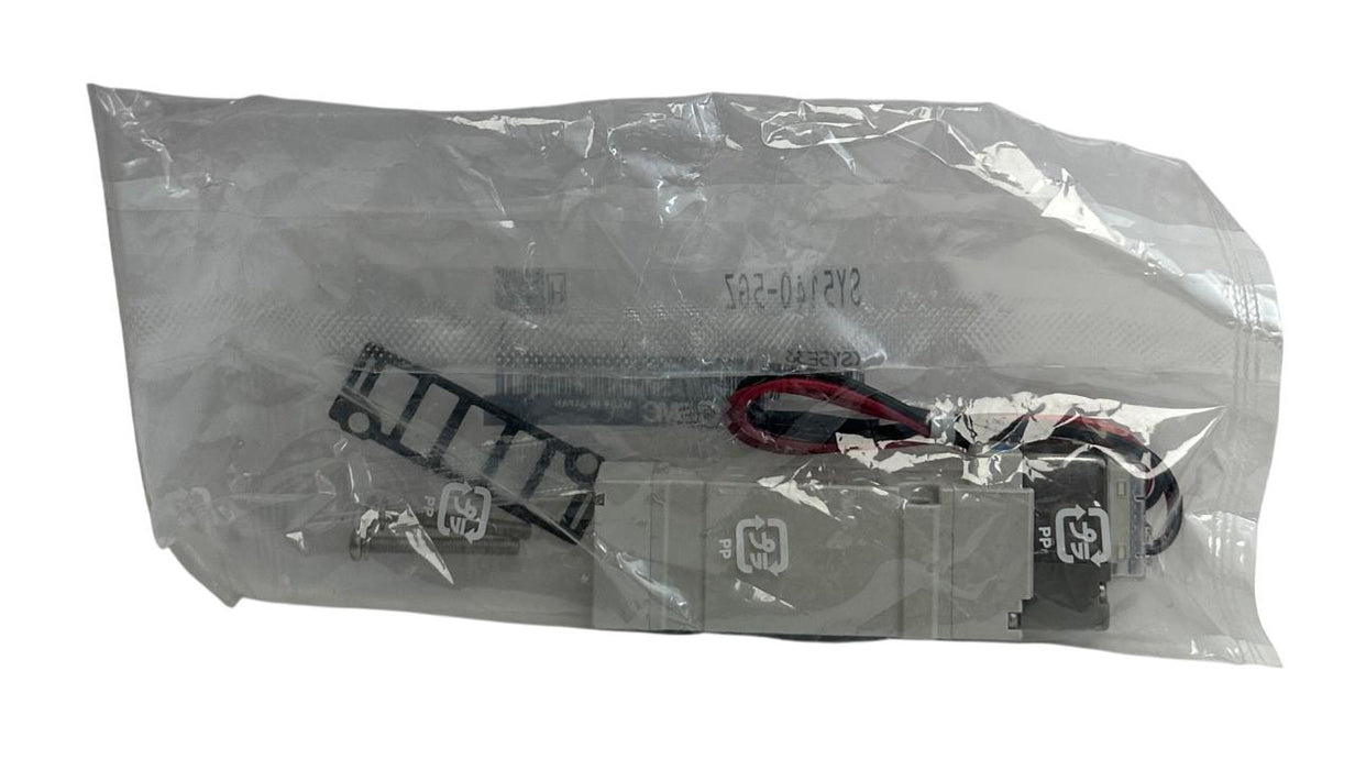 SMC SY5140-5GZ / SY51405GZ 5-PORT SOLENOID VALVE 24VDC COIL SY SERIES NSFS