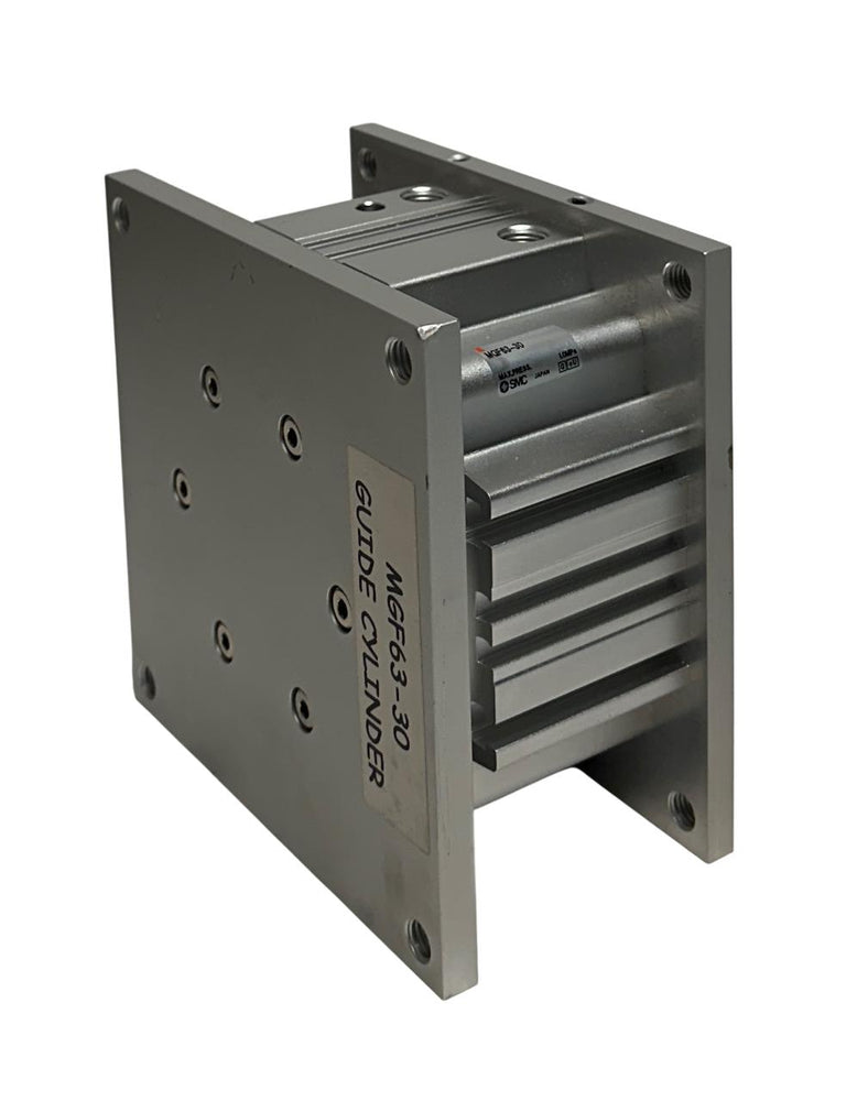 SMC MGF63-30 / MGF6330 PNEUMATIC COMPACT GUIDE CYLINDER SERIES MGF 63mm NSNP