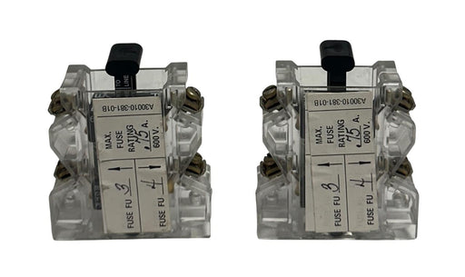 2 SQUARE D A300110-381-01B / 9999 SFR-4 AUXILIARY FUSE HOLDER 2-FUSE 600VAC USNP