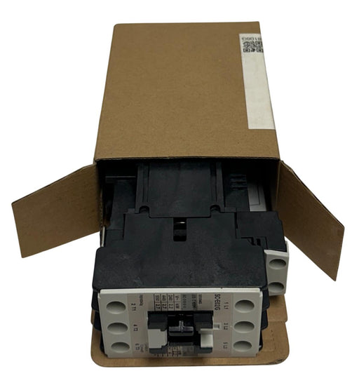 FUJI ELECTRIC SC-E02G-24VDC / SC-E02/G / SE09AG-E MAGNETIC CONTACTOR 24VDC NSMP