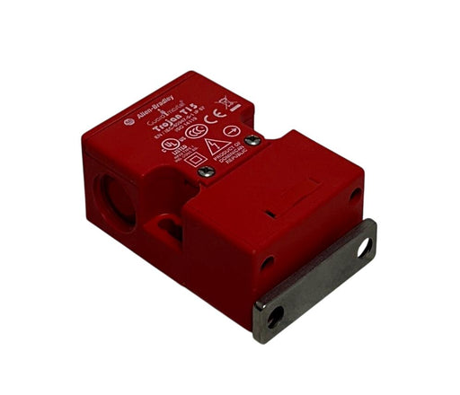 ALLEN BRADLEY 440K-T11267 /B Guardmaster TROJAN SAFETY TONGUE INTERLOCK NSMP *