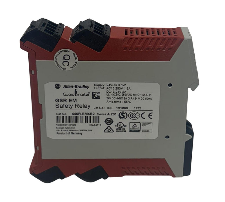ALLEN BRADLEY 440R-EM4R2 /A Guardmaster SAFETY RELAY EXPANSION GSREM 24VDC NSMP