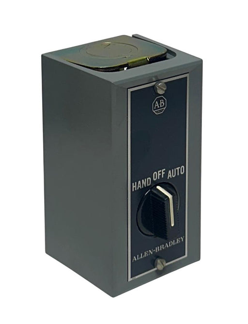 2 ALLEN BRADLEY 800S-R3SX /M BULLETIN 800S SELECTOR SWITCH STATIONS 3-POS NSMP