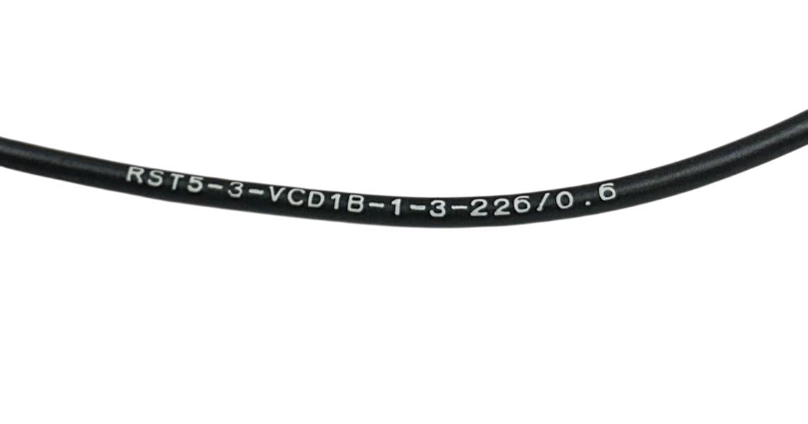 2 LUMBERG RST 5-3-VCD 1B-1-3-226/0.6M / RST5-3-VCD1B-1-3-226/06 CABLES NSMP