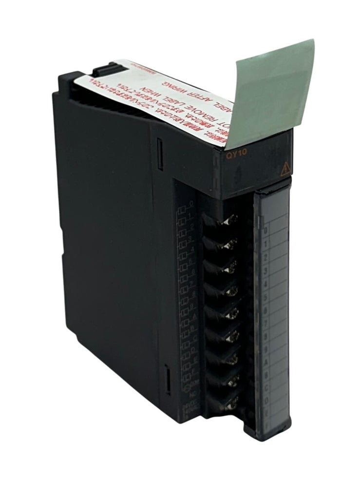 MITSUBISHI ELECTRIC QY10 MELSEC-Q DIGITAL RELAY OUTPUT MODULE AC/DC 2A NSNP